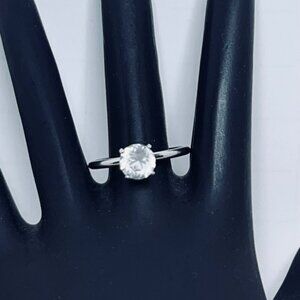 Uncas Silver Tone Solitaire CZ High Prong Engagement Ring Signed Sz 9 (R1)